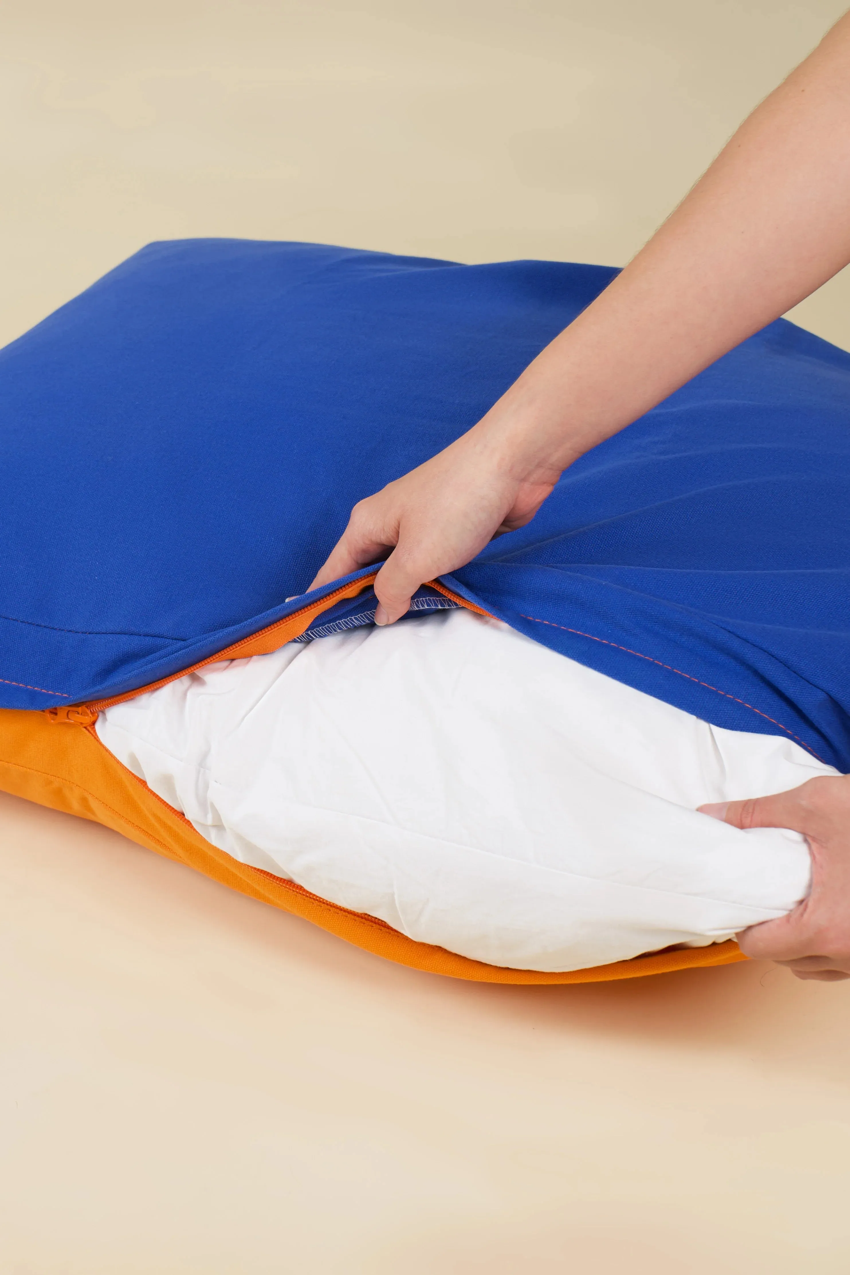 Cloud Kapok Dog Bed - Earth